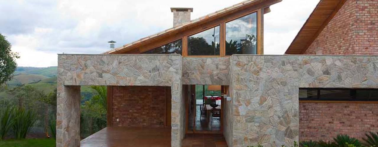 Mountain House, David Guerra Arquitetura e Interiores David Guerra Arquitetura e Interiores Casas rústicas