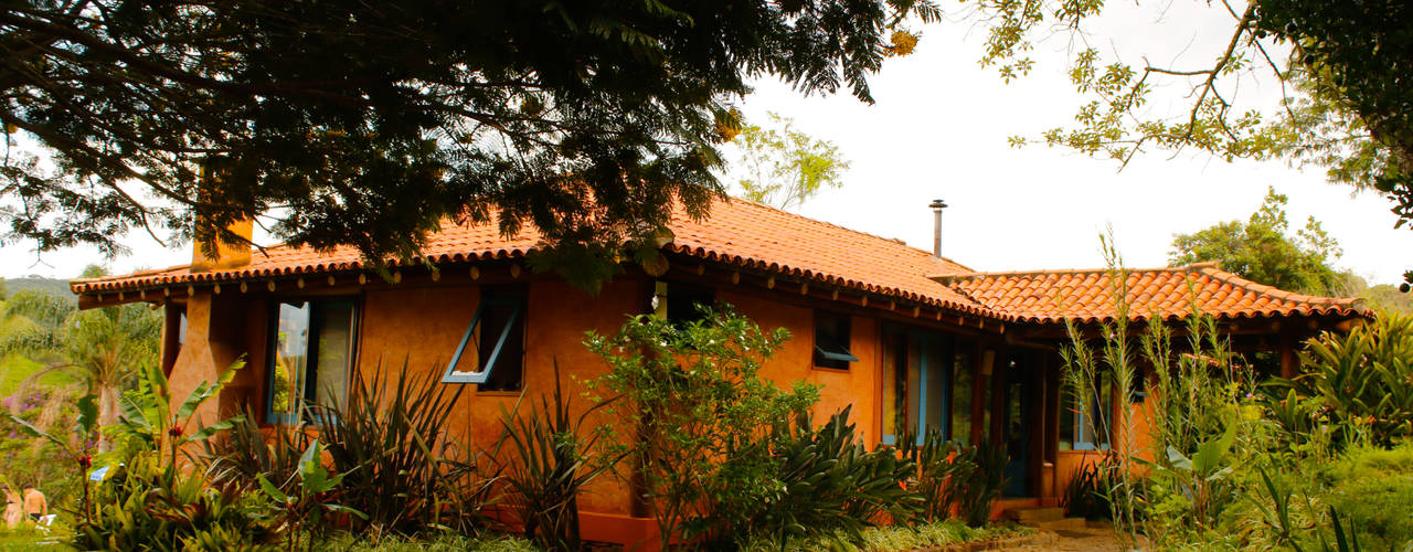 POUSADA MARIA MANHÃ, MADUEÑO ARQUITETURA & ENGENHARIA MADUEÑO ARQUITETURA & ENGENHARIA Rustic style house