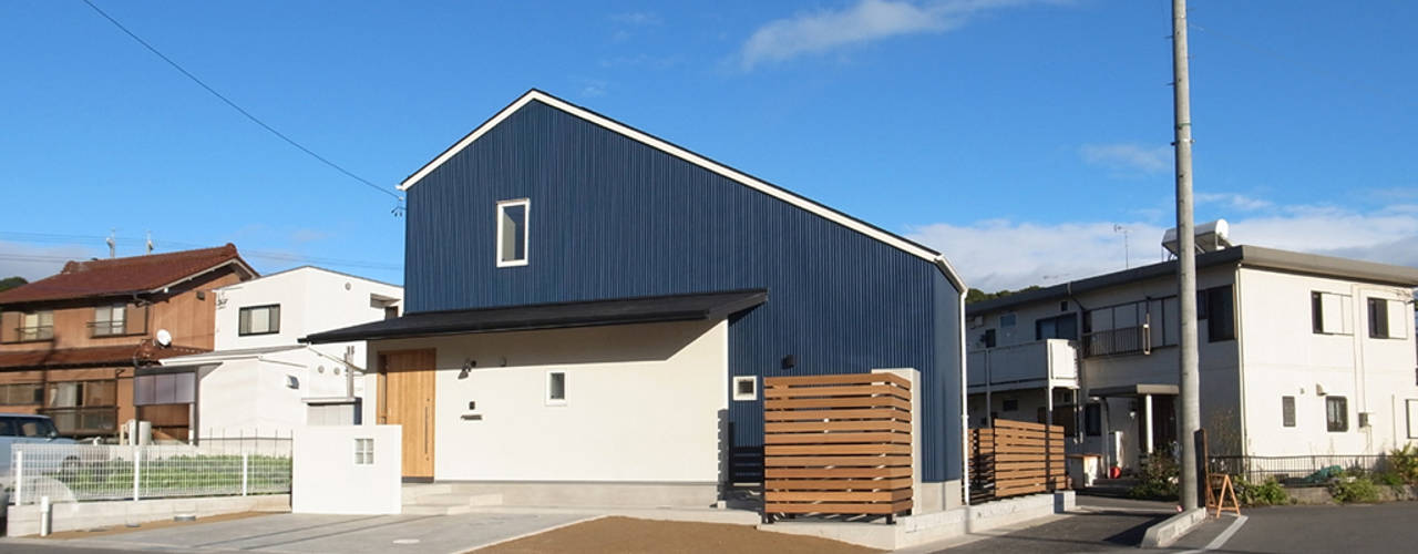 大屋根の家, 祐成大秀建築設計事務所 祐成大秀建築設計事務所 Wooden houses