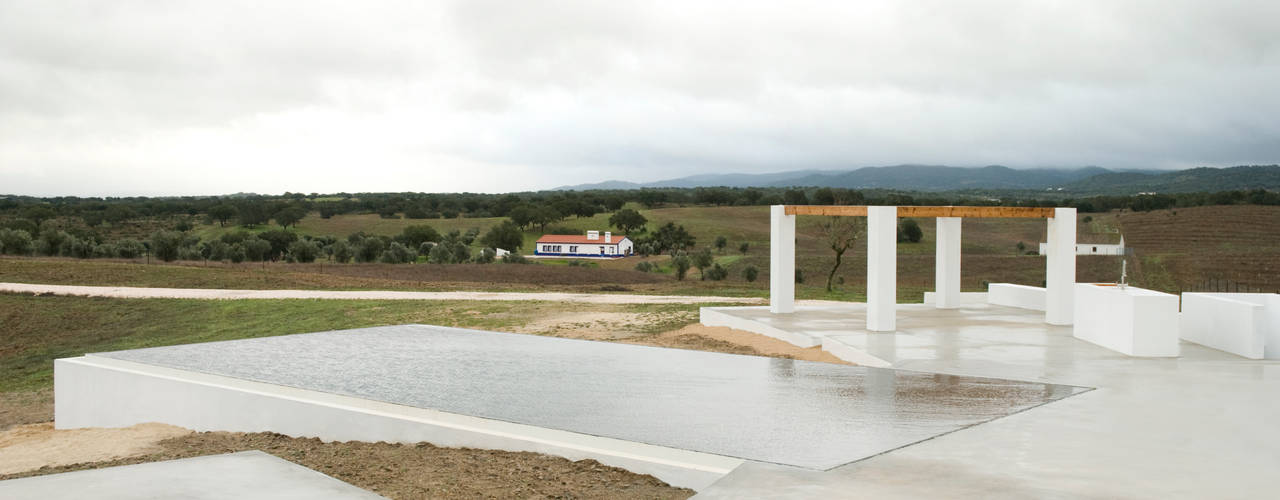 Casa com piscina em Monte Alentejano, atelier B-L atelier B-L Pool