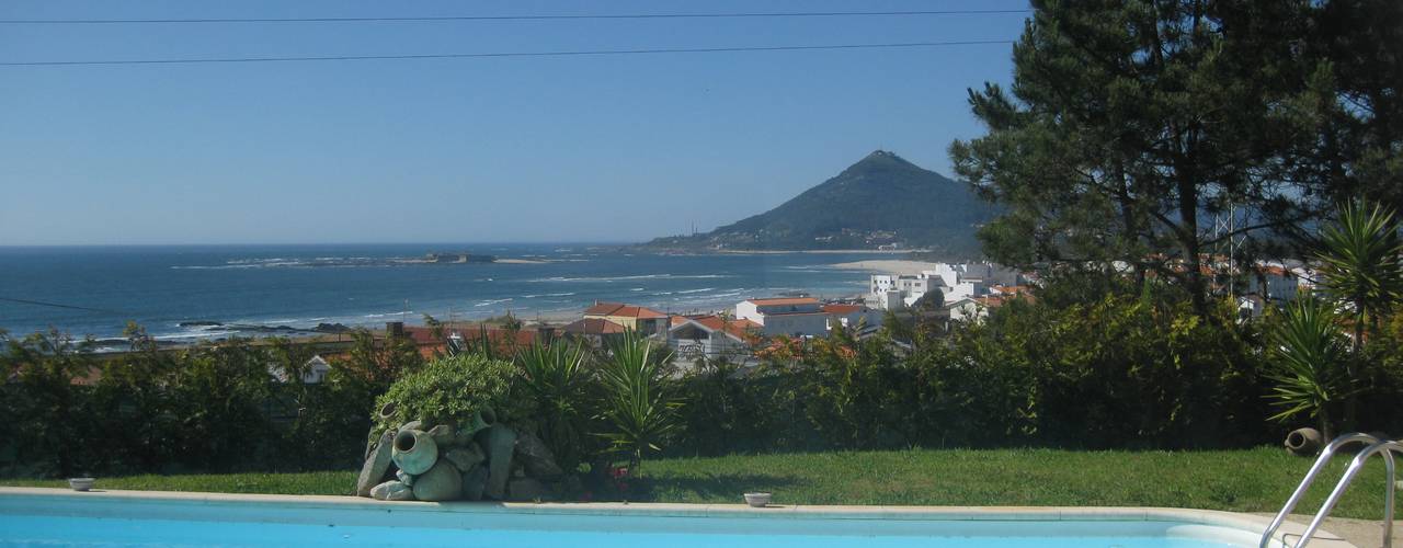 Casa "Villa Solé"_Moledo, Caminha, SOLE ATELIER, LDA SOLE ATELIER, LDA Moderne zwembaden
