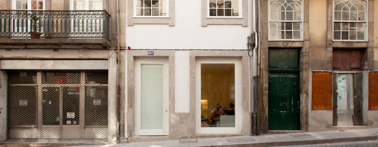 Porto Lounge Hostel, aaph, arquitectos lda. aaph, arquitectos lda. 모던스타일 주택