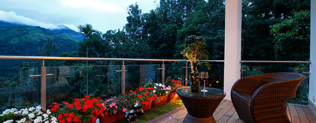 Misty Haven Villa, Savio and Rupa Interior Concepts Savio and Rupa Interior Concepts Modern balcony, veranda & terrace
