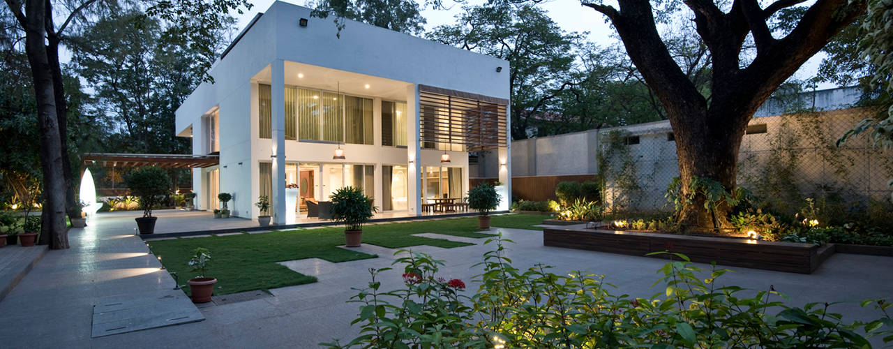 Private Residence in Koregaon Park, Pune, Chaney Architects Chaney Architects Casas de estilo minimalista