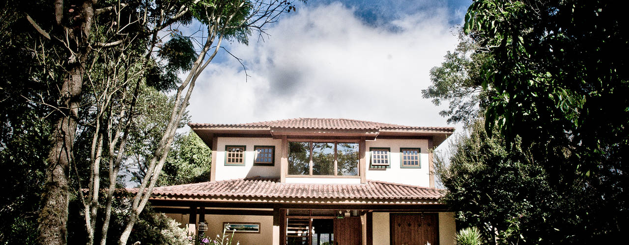 Casa de fazenda - JFL, Carlos Eduardo de Lacerda Arquitetura e Planejamento Carlos Eduardo de Lacerda Arquitetura e Planejamento Будинки