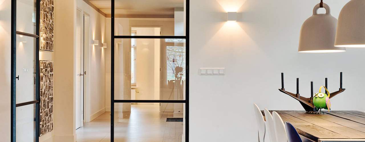 Sfeervol wonen, Jolanda Knook interieurvormgeving Jolanda Knook interieurvormgeving Koridor & Tangga Modern