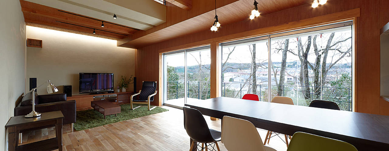 T-house, coil松村一輝建設計事務所 coil松村一輝建設計事務所 オリジナルデザインの リビング