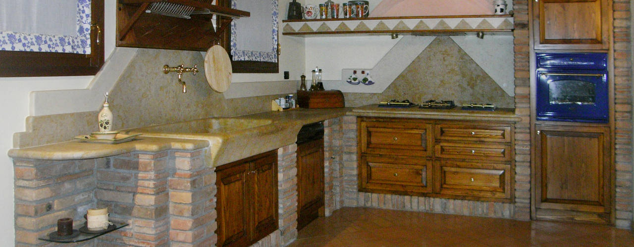 NOSTRE REALIZZAZIONI - cucine in muratura/taverne, SALM Caminetti SALM Caminetti Rustic style kitchen Marble