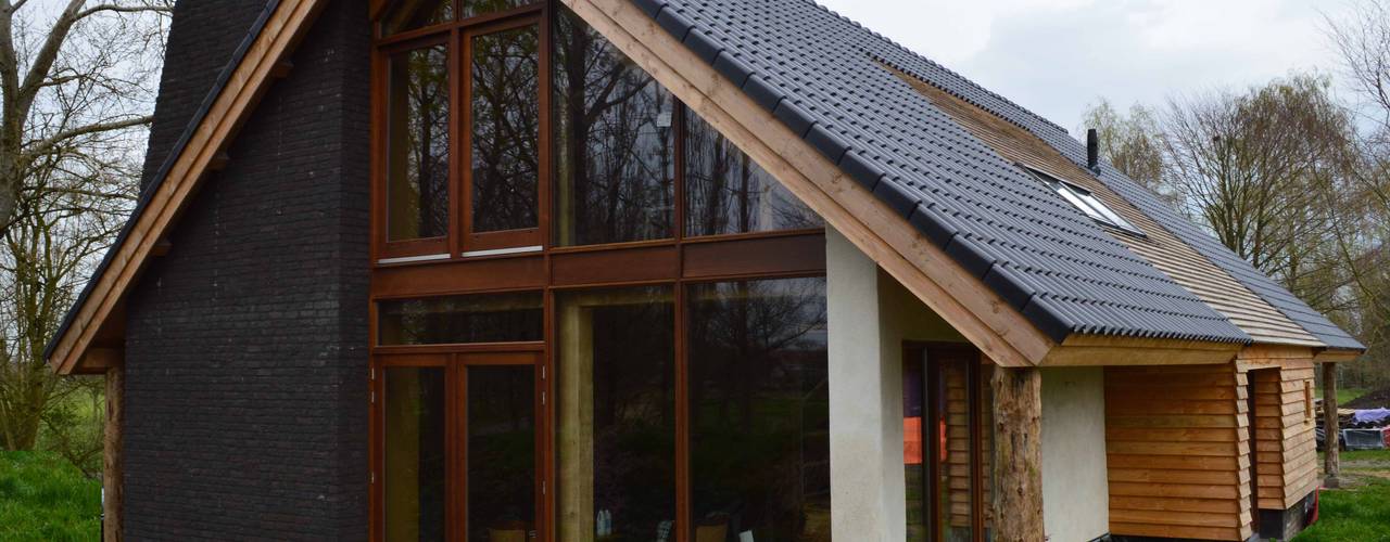 Ecologische woning Chaam, STROOM architecten STROOM architecten 房子 石器