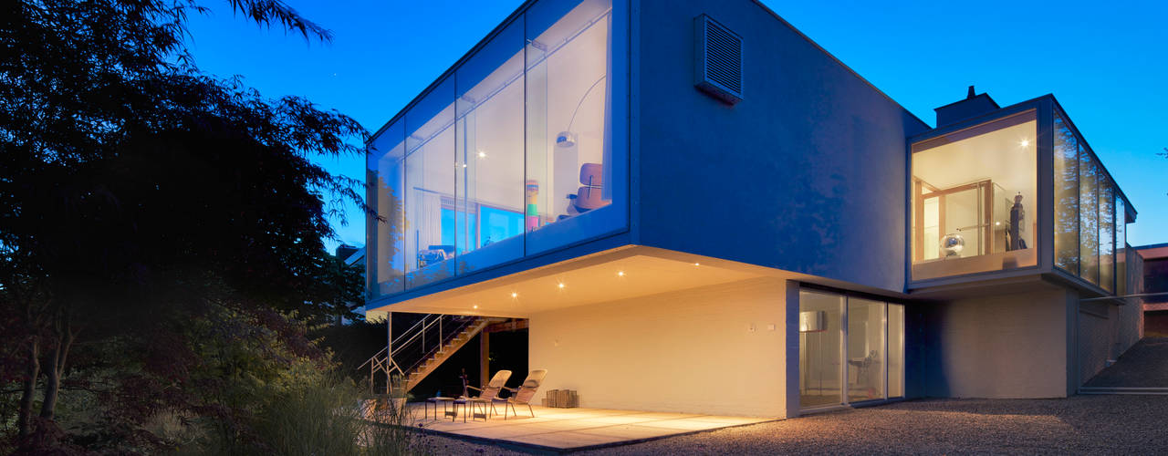 Woonhuis Aramislaan, bv Mathieu Bruls architect bv Mathieu Bruls architect モダンデザインの テラス