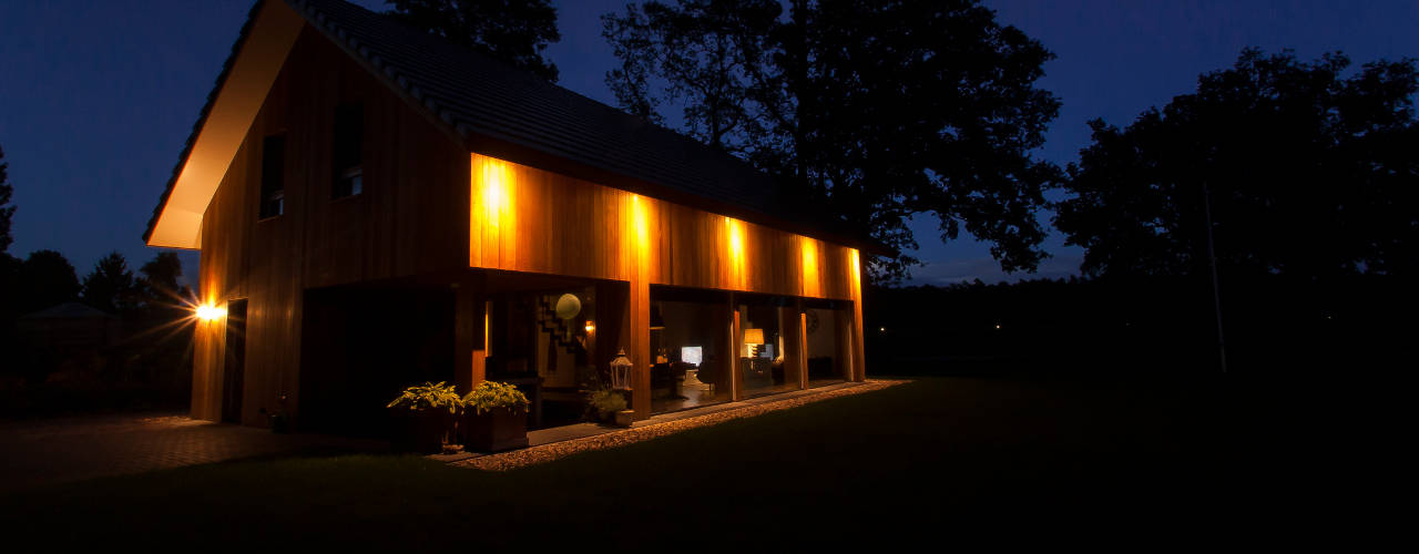 Woning te Nijverdal, Hoogsteder Architecten Hoogsteder Architecten Casa rurale Legno Effetto legno