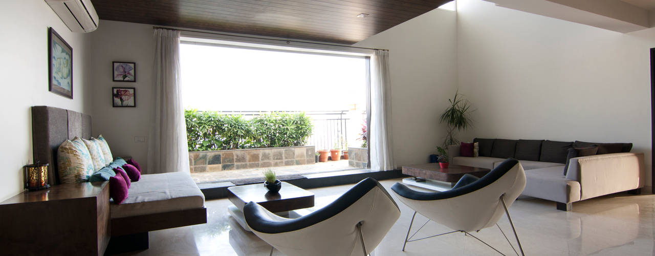 Hazel Penthouse, Kamat & Rozario Architecture Kamat & Rozario Architecture Phòng khách phong cách tối giản