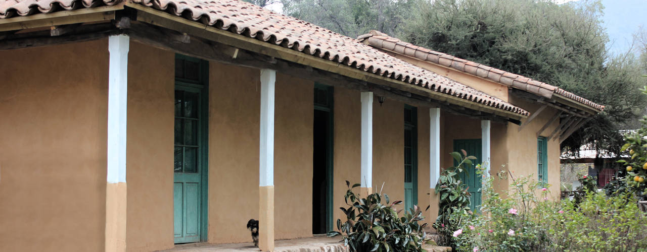Subsidios de Reparación Patrimonial de Adobe por ALIWEN, ALIWEN arquitectura & construcción sustentable - Santiago ALIWEN arquitectura & construcción sustentable - Santiago Single family home