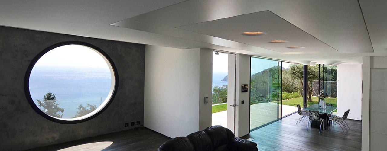 Villa vista mare a Bergeggi (SV), Barra&Barra Srl Barra&Barra Srl Livings de estilo minimalista