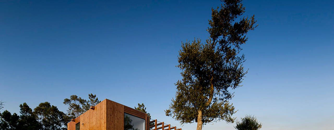 Treehouse Douro, Jular Madeiras Jular Madeiras Casas estilo moderno: ideas, arquitectura e imágenes Madera Acabado en madera