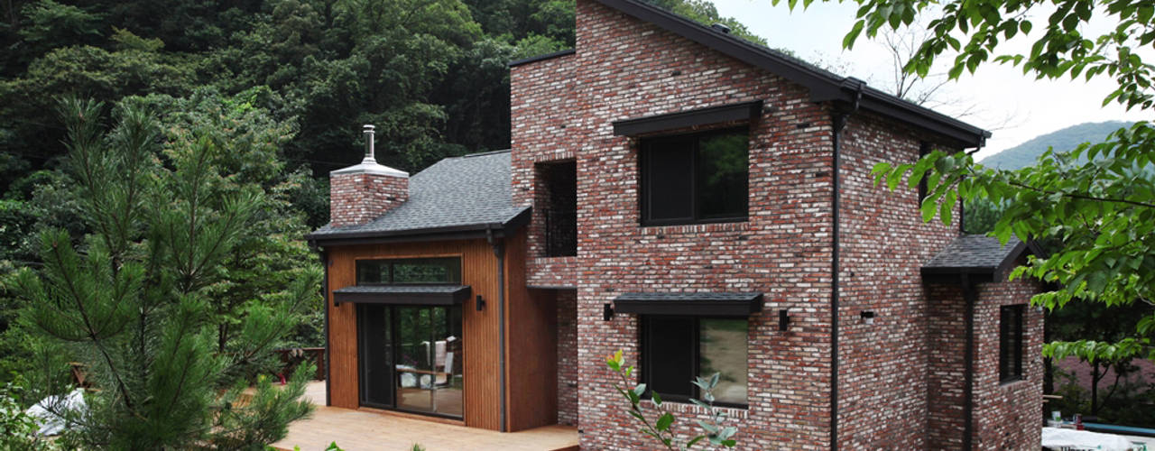 푸른 숲 속, 나만의 미술관 (양평 문호리), 윤성하우징 윤성하우징 Country style house