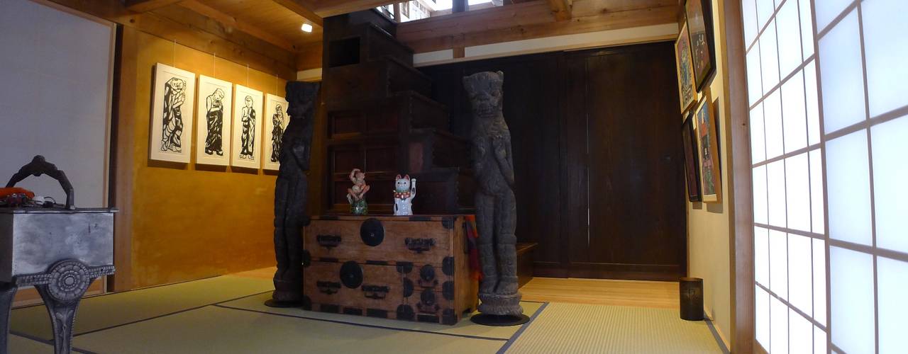 伝統木造のY邸 traditional wooden house without hardware, 建築設計事務所 山田屋 建築設計事務所 山田屋 إنتقائي، أسلوب، الرواق، رواق، &، درج