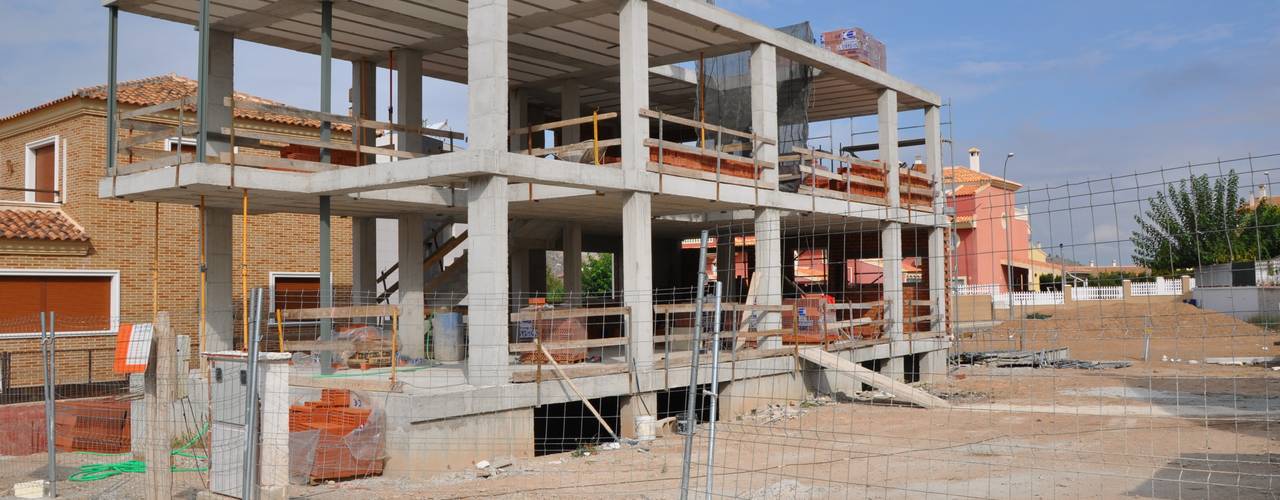 VIVIENDA UNIFAMILIAR AISLADA, FRAMASA CONSTRUCTORA DEL NOROESTE SLU FRAMASA CONSTRUCTORA DEL NOROESTE SLU جدران