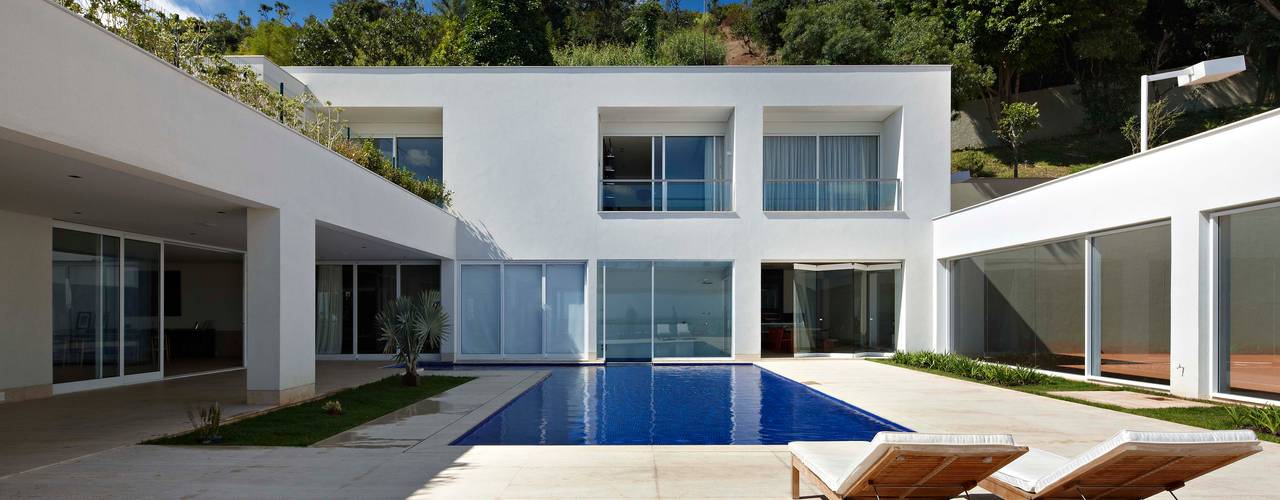 Casa nas Mangabeiras, Lanza Arquitetos Lanza Arquitetos Modern pool