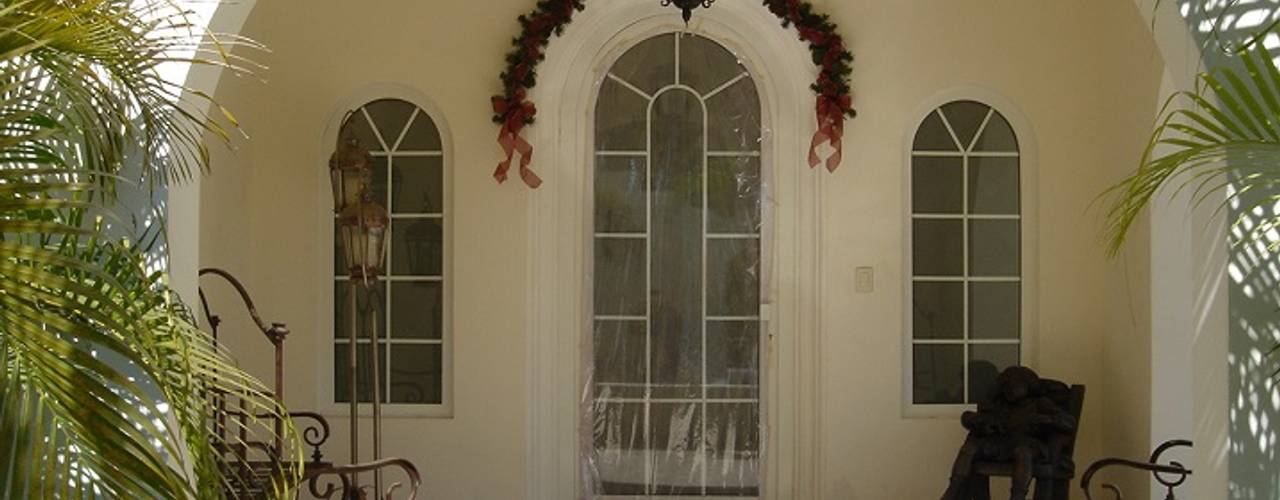 homify Mediterranean style windows & doors