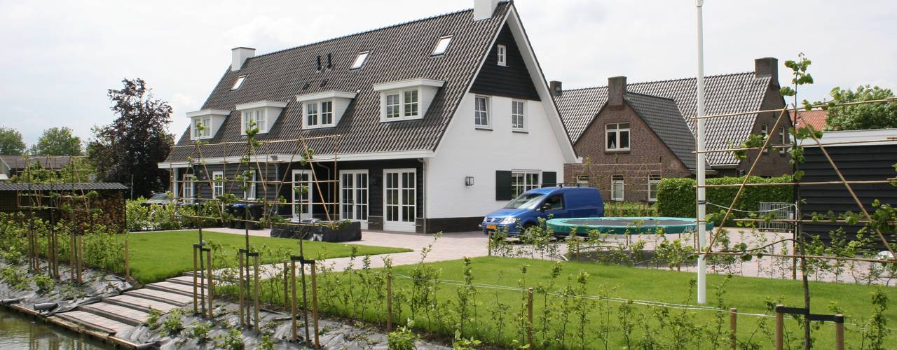 Landelijke woning (twee onder één kap), Brand I BBA Architecten Brand I BBA Architecten Maisons rurales Bois Effet bois