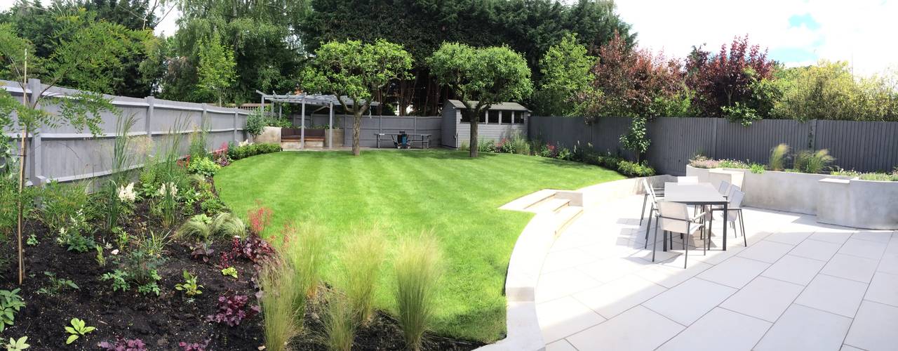 Stylish Landscape with Chill-Out Area, Borrowed Space Borrowed Space Modern garden