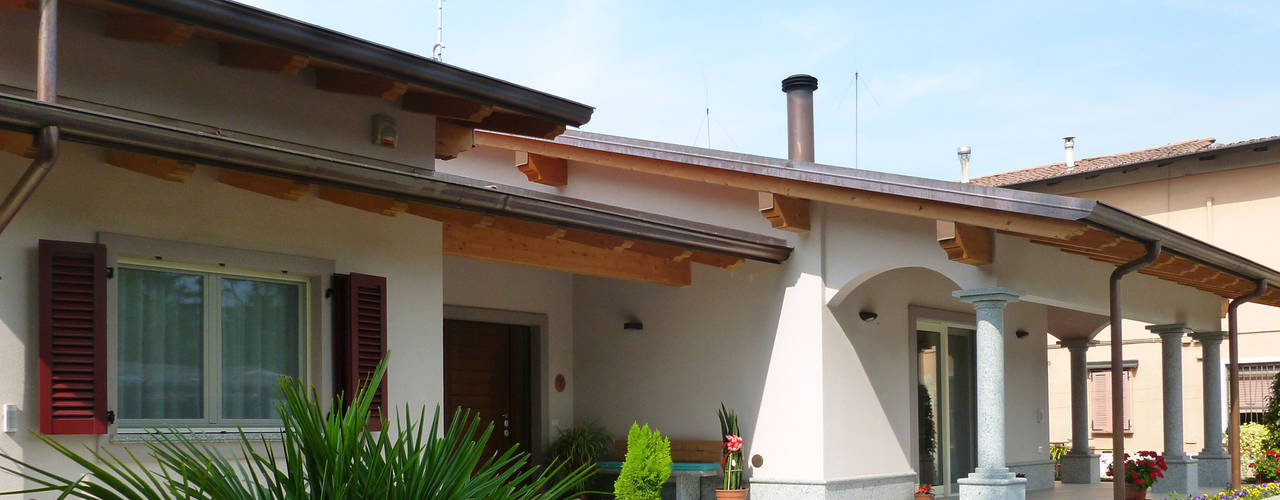 homify Casas de madera Madera Acabado en madera