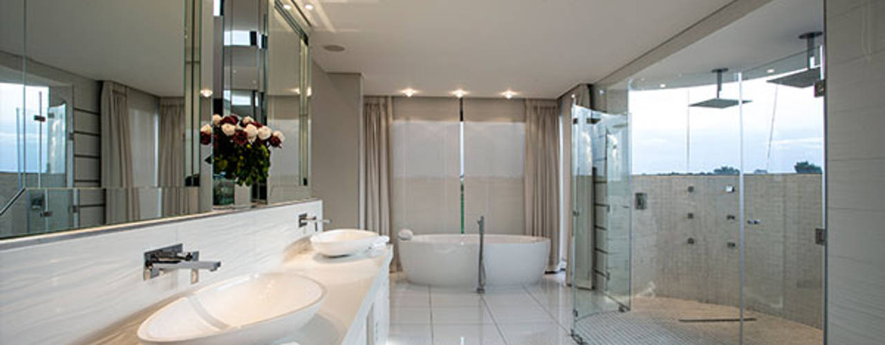 Residence Calaca, FRANCOIS MARAIS ARCHITECTS FRANCOIS MARAIS ARCHITECTS Modern bathroom