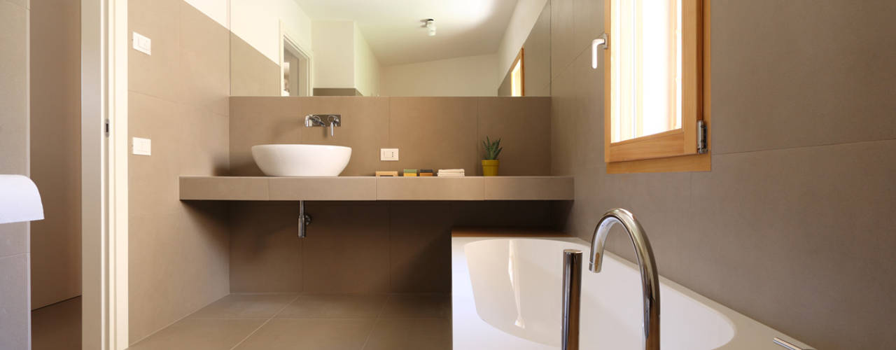 NVL, ALDENA ALDENA Minimalist style bathrooms