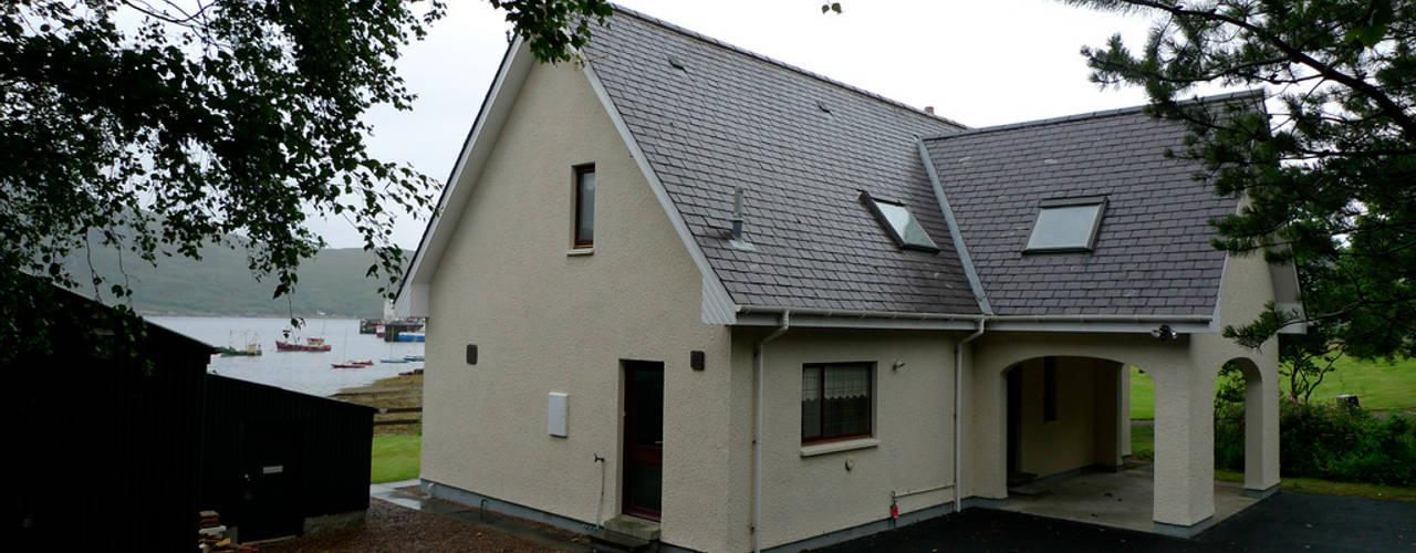 Refurbishment in Ullapool, Matheson Mackenzie Ross Architects Matheson Mackenzie Ross Architects Casas de estilo rural Pizarra