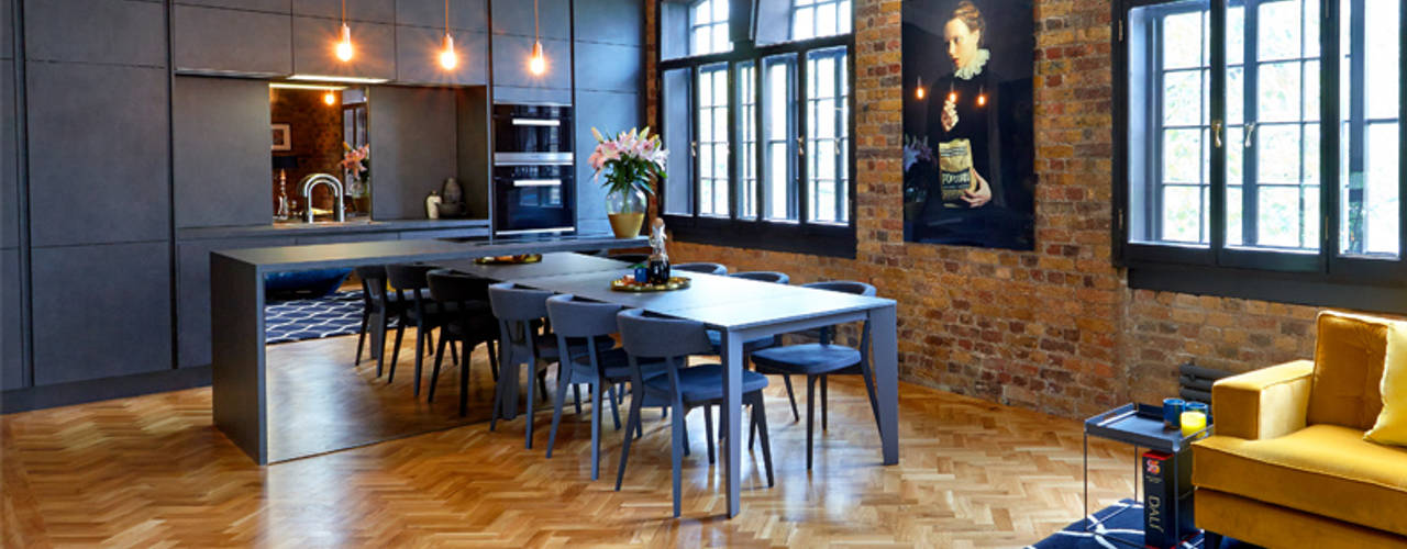 ST. KATHARINE DOCKS, Landmass London Landmass London Industrial style living room