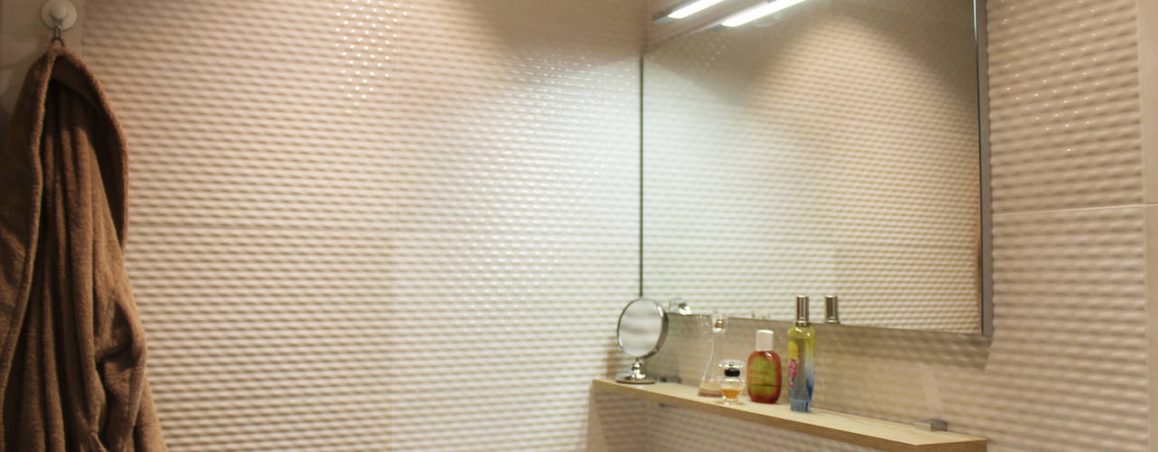 SALLE DE BAIN A STRASBOURG, Agence ADI-HOME Agence ADI-HOME Ванная комната в стиле модерн Керамика