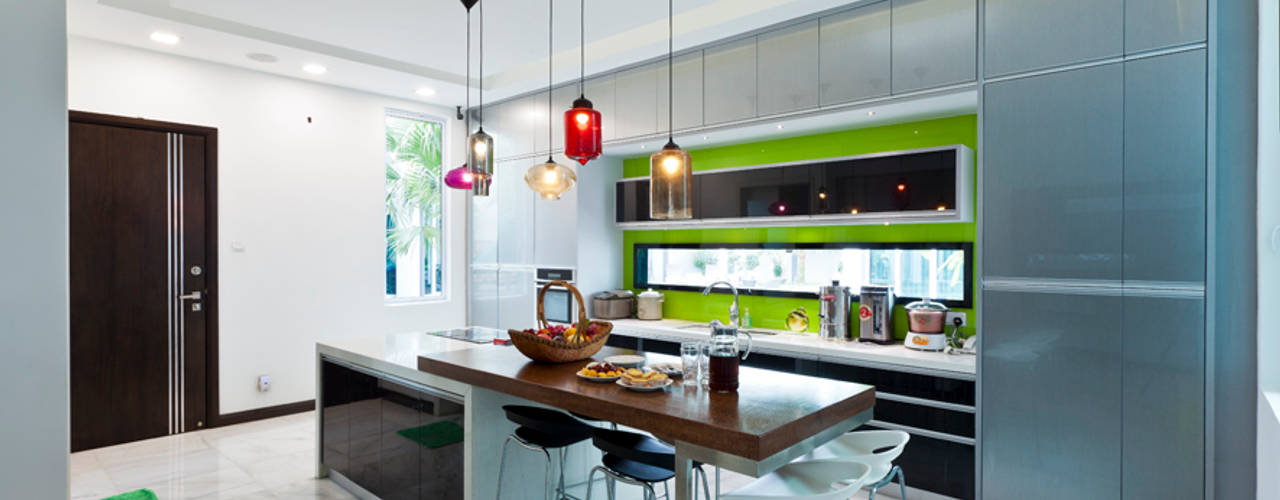 Contemporarily Dashing | BUNGALOW, Design Spirits Design Spirits Modern style kitchen