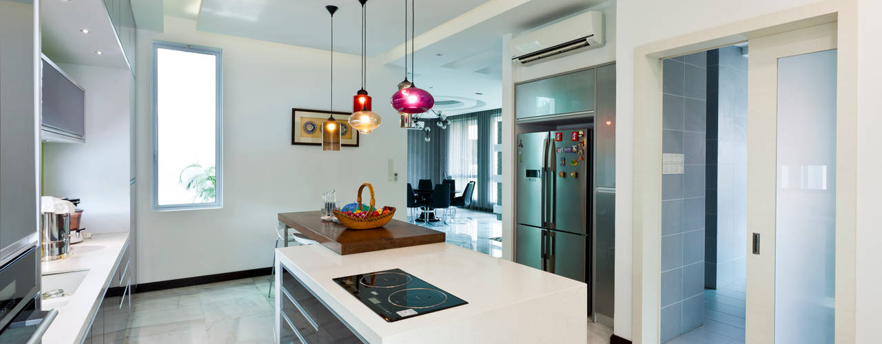 Contemporarily Dashing | BUNGALOW, Design Spirits Design Spirits Cocinas de estilo moderno