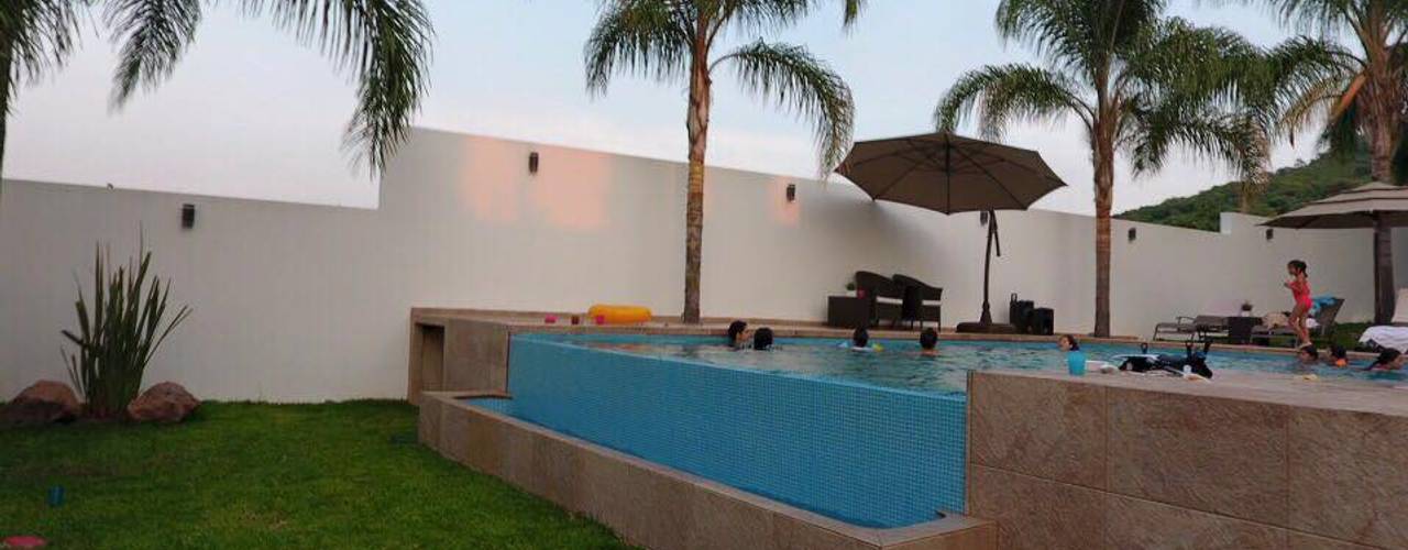 TERRAZA CAJITITLAN, Arki3d Arki3d Modern pool