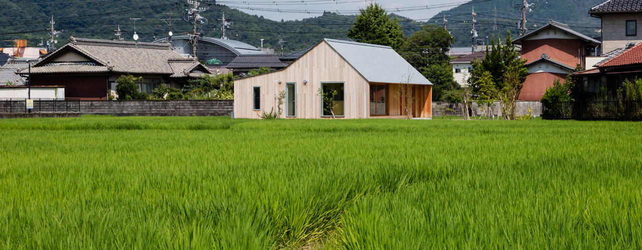 House in Inuyama, hm+architects 一級建築士事務所 hm+architects 一級建築士事務所 Casas de estilo ecléctico Madera Acabado en madera