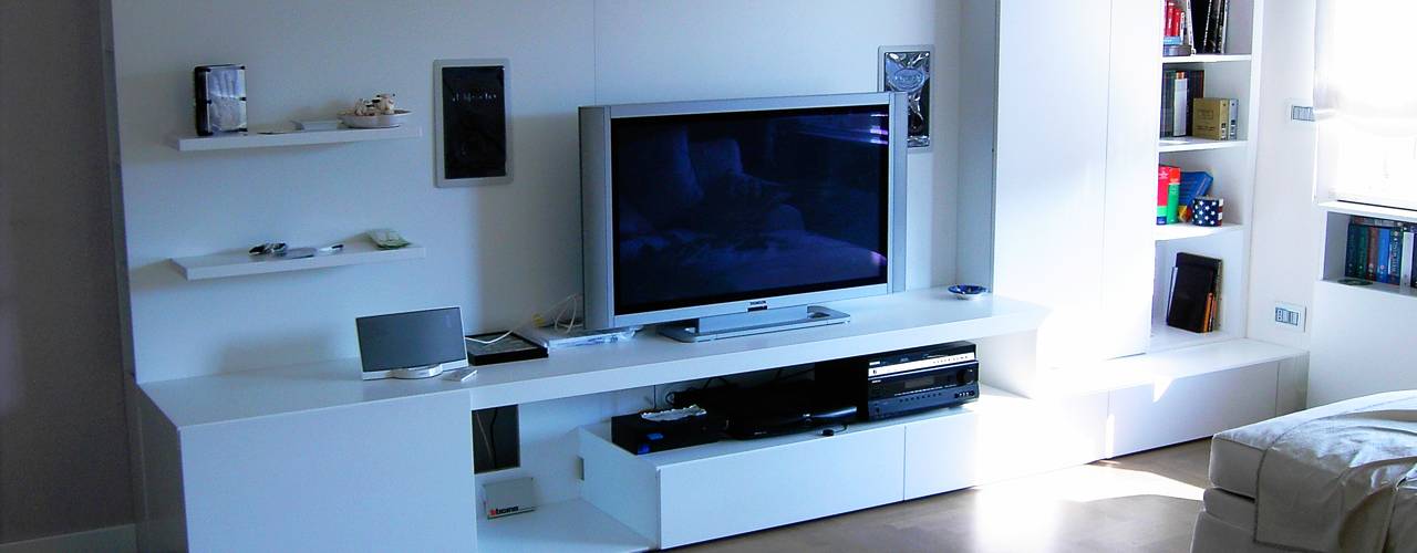 Mobili TV, DS ARREDI IN LEGNO DS ARREDI IN LEGNO Classic style living room Wood Wood effect