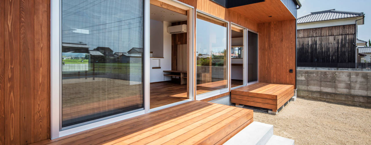 太子町の家－terrace side house－, 祐建築設計事務所 祐建築設計事務所 Modern balcony, veranda & terrace