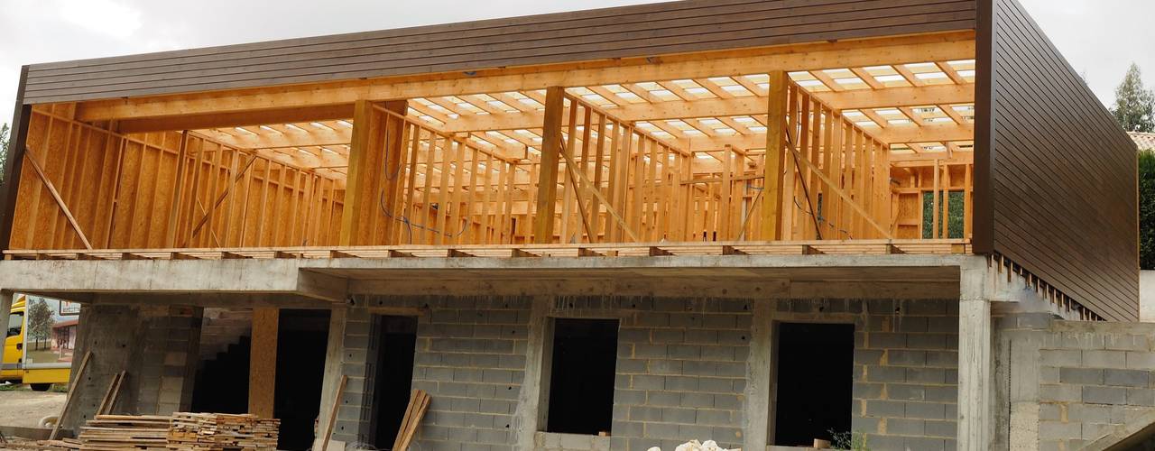 Casa de madeira em Aveiro com tempo de contrução de 3 meses e meio, Lethes House Lethes House Moderne Häuser Holz Holznachbildung