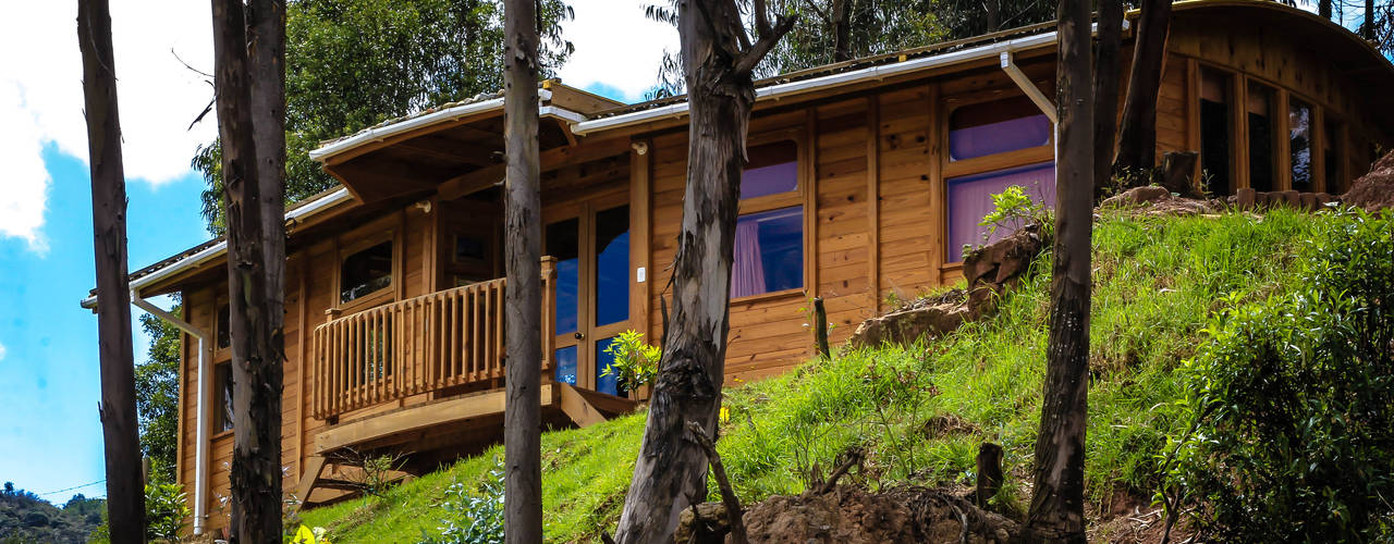 Refugio Tranvia, Taller de Ensamble SAS Taller de Ensamble SAS Casas modernas Madera Acabado en madera