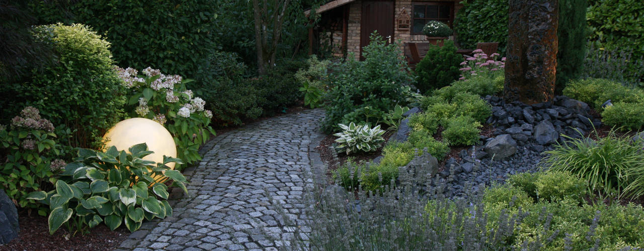 Garten mit Bachlauf, dirlenbach - garten mit stil dirlenbach - garten mit stil Jardines de estilo rural