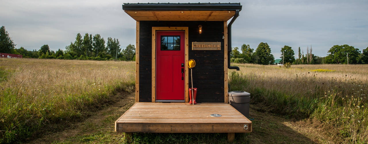 Greenmoxie Tiny House, Greenmoxie Magazine Greenmoxie Magazine Casas minimalistas Madeira Acabamento em madeira