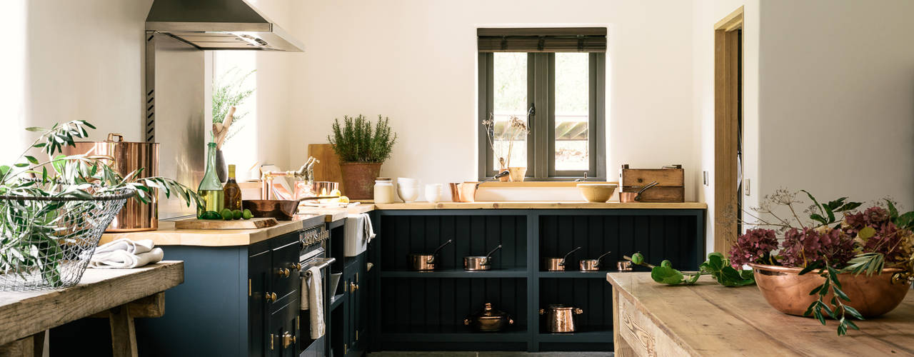 The Leicestershire Kitchen in the Woods by deVOL, deVOL Kitchens deVOL Kitchens ห้องครัว