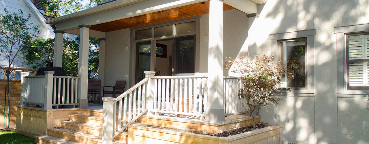 Westboro Carport + Deck, Jane Thompson Architect Jane Thompson Architect Casas clássicas Madeira Acabamento em madeira