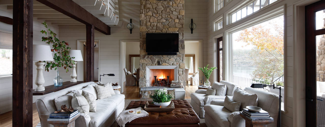 Lakefront Retreat, Christopher Architecture & Interiors Christopher Architecture & Interiors Rustic style living room