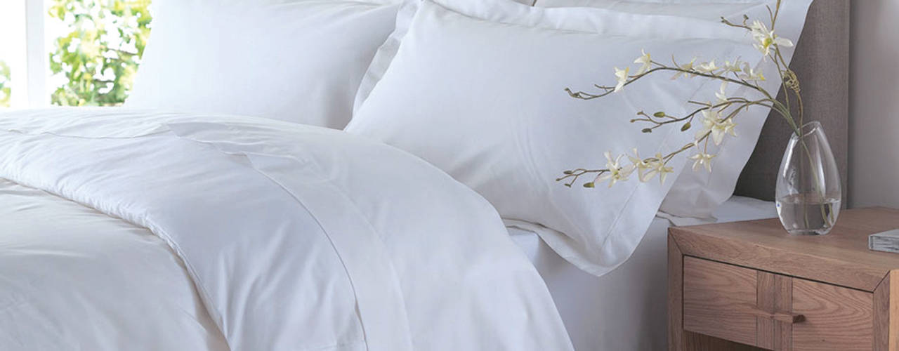 Organic Bedding and Towelling by King of Cotton, King of Cotton King of Cotton Modern Yatak Odası Pamuklu Kırmızı