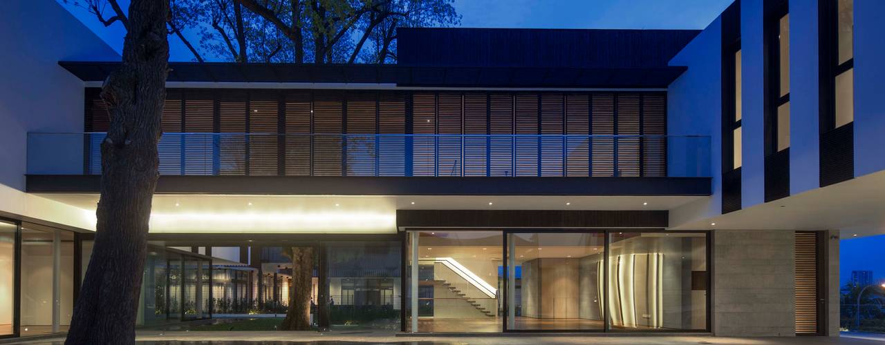 Tembusu House, AR43 Architects Pte Ltd AR43 Architects Pte Ltd Дома в стиле модерн