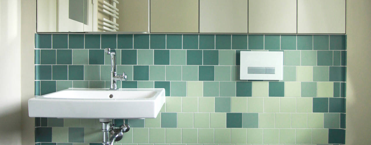 wellen, brandt+simon architekten brandt+simon architekten Modern bathroom Tiles