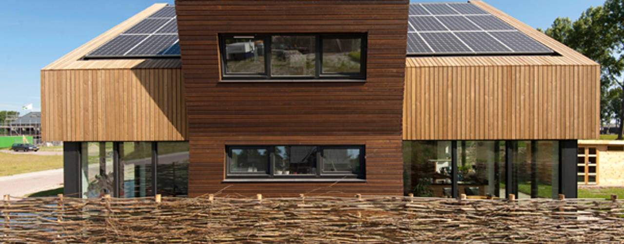​Moderne biobased villa te Driemond, NarrativA architecten NarrativA architecten Maisons modernes