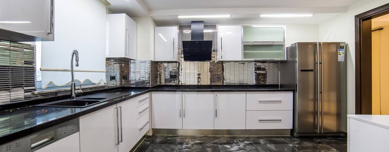 Özer Residence, Onn Design Onn Design Minimalistische Küchen Granit Weiß